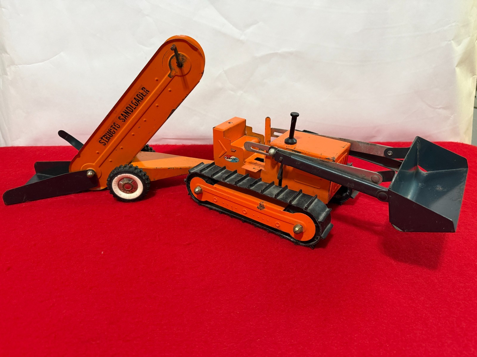 RARE Vtg Structo 1960’s Hi-Lift Bulldozer & Sandloader Pressed Steel Made in USA