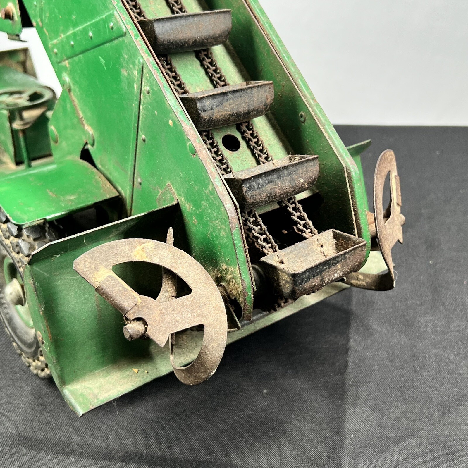 VTG Model Toys Doepke Barber Greene Back Loader Pressed Steel Conveyor