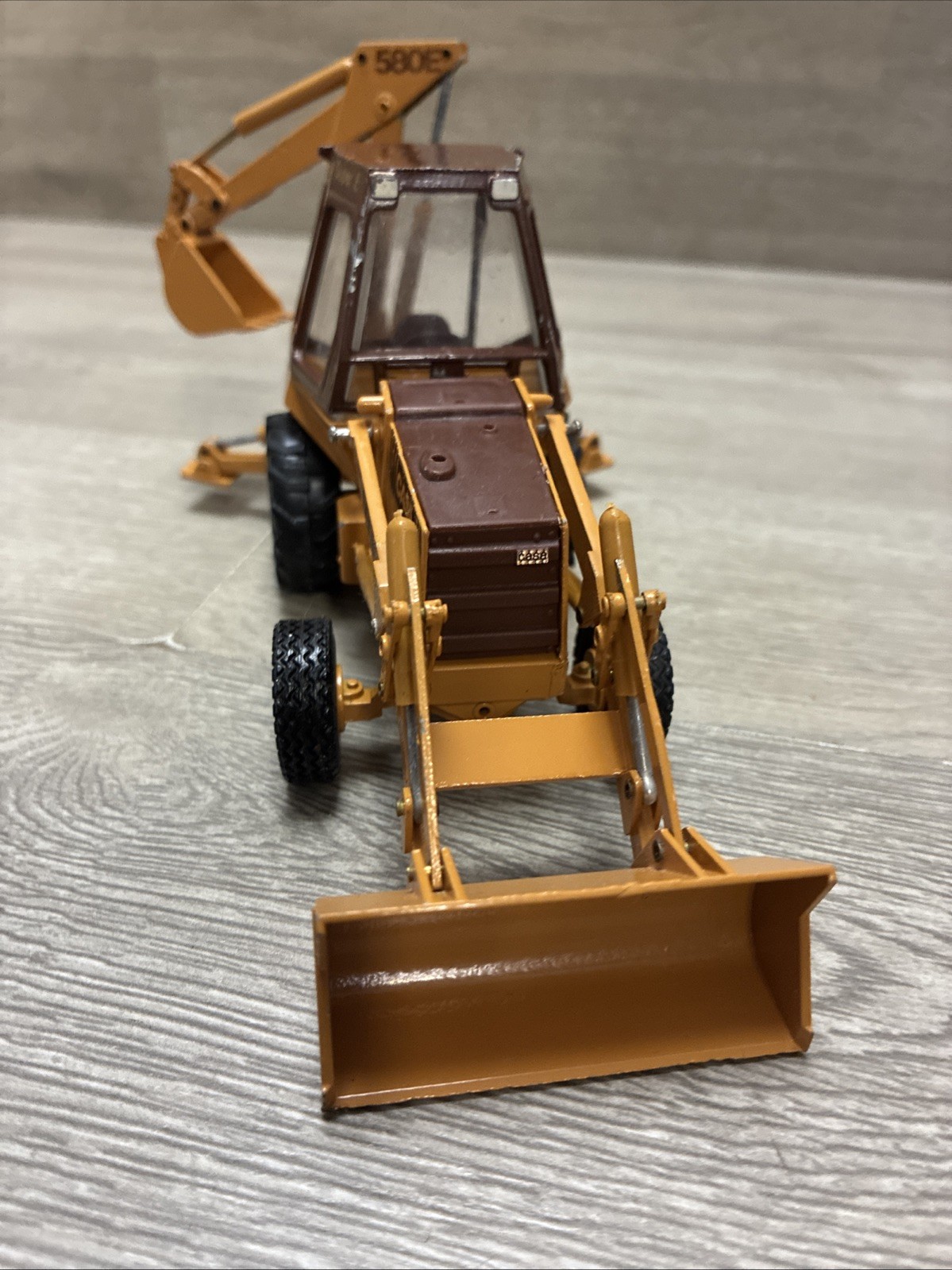 VINTAGE CASE 580E 1:35 BACKHOE FRONT LOADER WEST GERMANY DIECAST