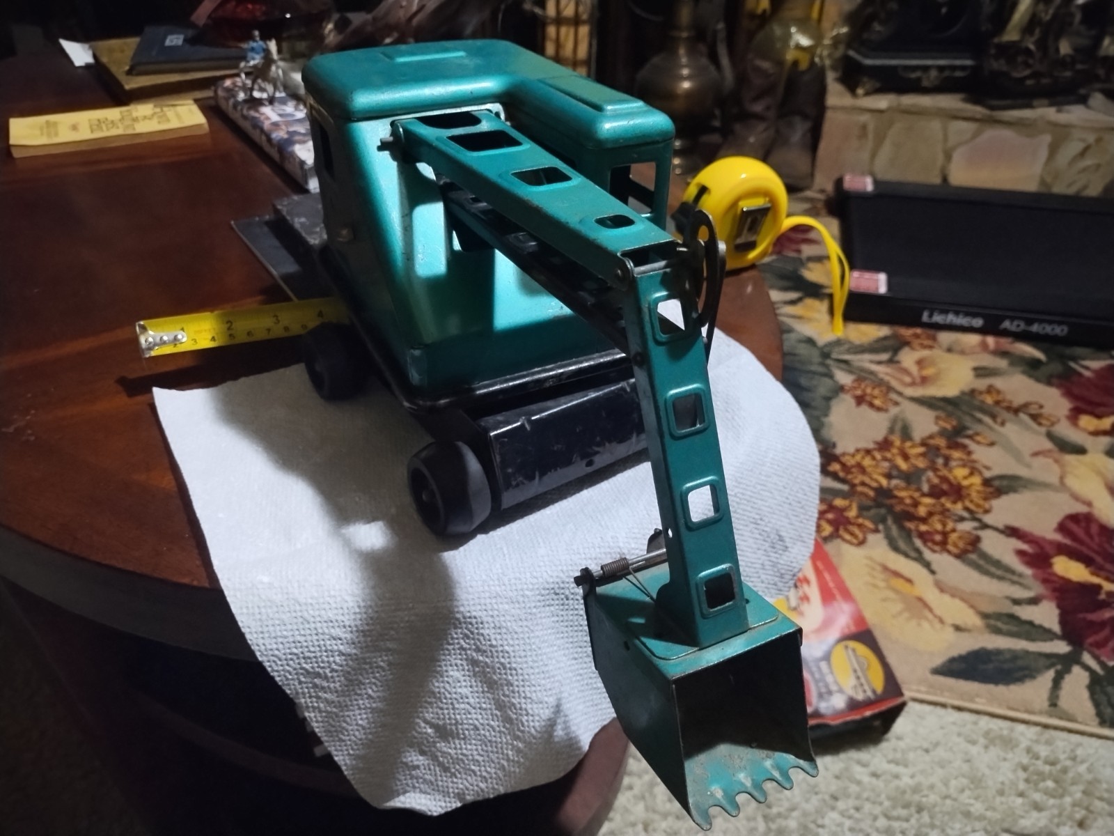 Vintage LUMAR CONTRACTORS MARX Power Shovel Crane Excavator Pressed Steel