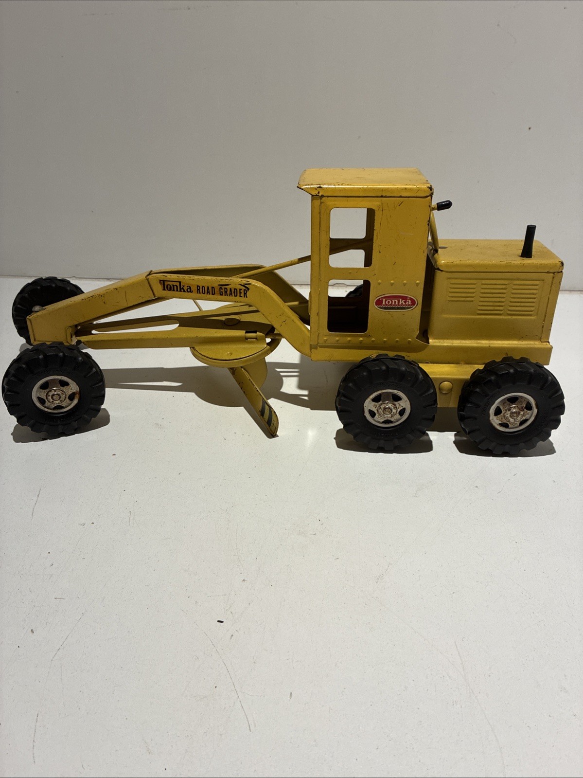 Tonka Truck ROAD GRADER DIe Cast Steel 1950-60’s 17in. Long STEERING