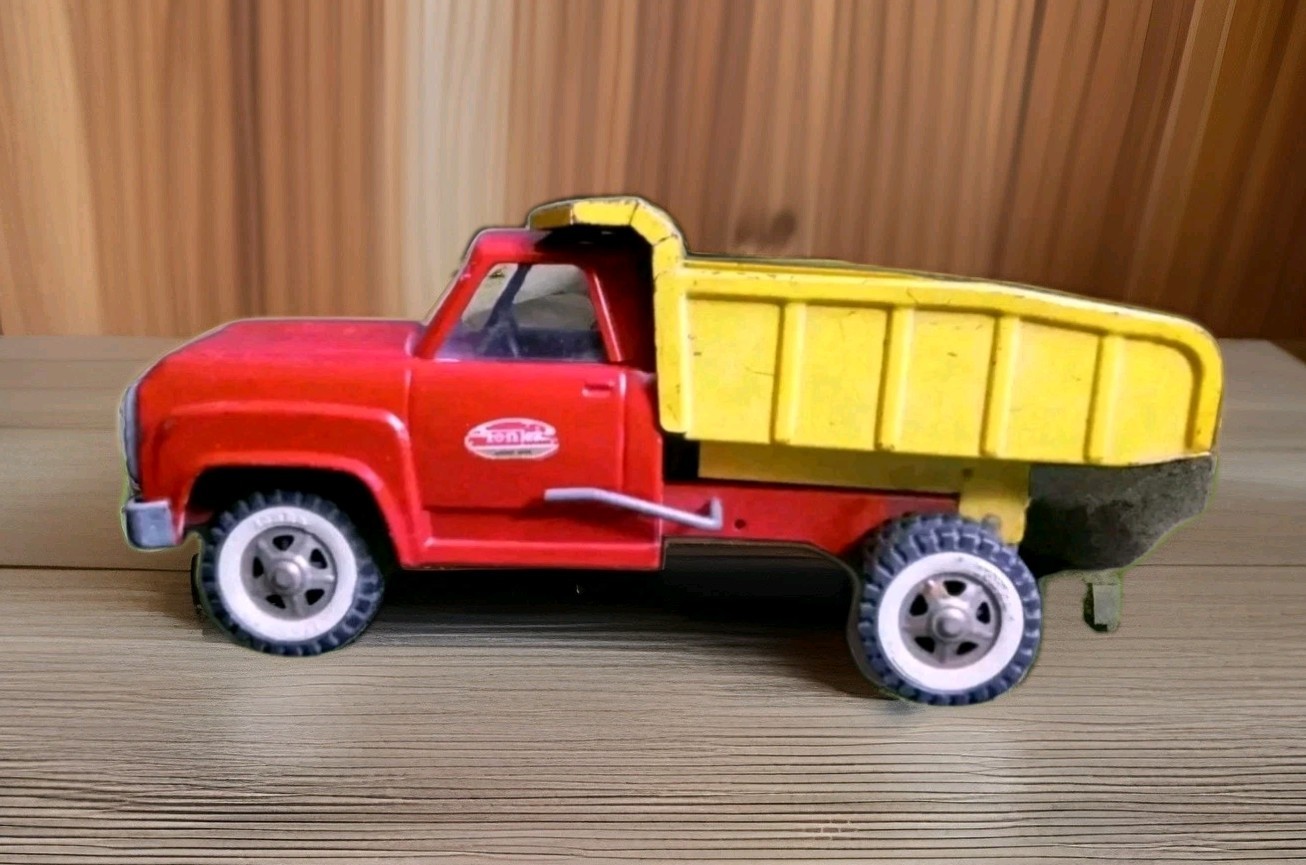 Classic Tonka 1960s Pressed Steel #13190 Dump Truck Construction Vehicle Toy