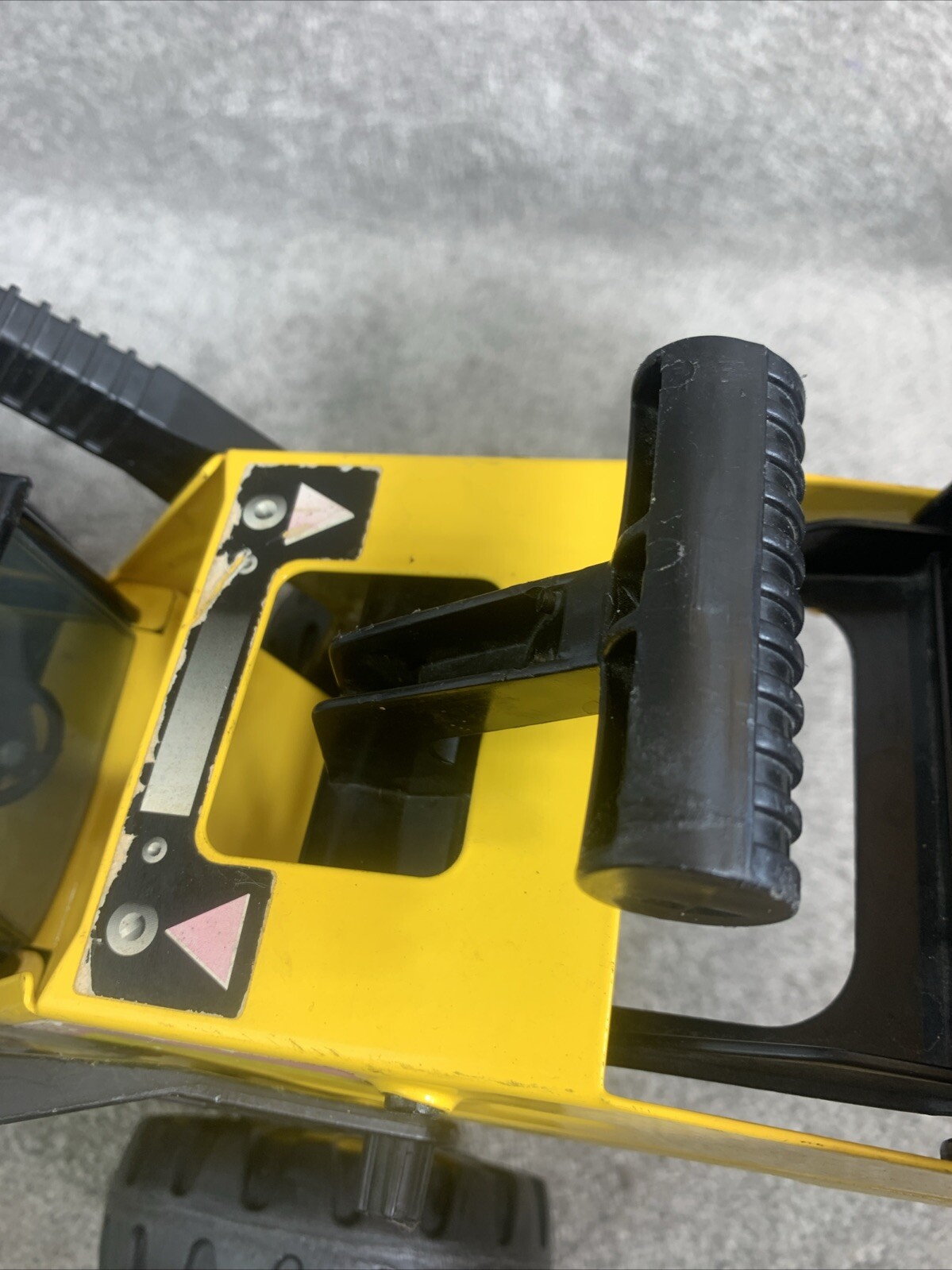 1999 Hasbro Tonka Truck “Mighty Front Loader” #728 Steel 21” inch M-7457-1 Used