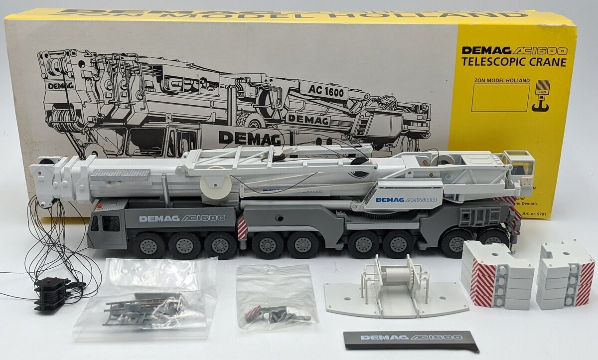 Zon Models 1:50 Diecast Demag AC1600 Telescopic Crane/Box