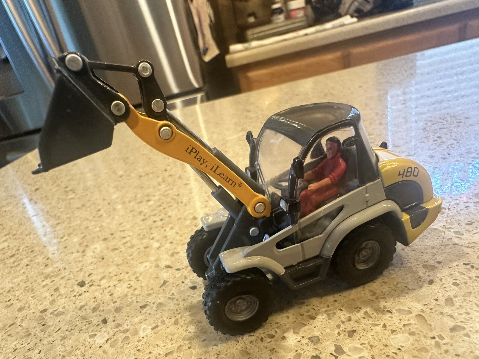 KDW~Four wheel loader Model Alloy Shovel Forklift Truck Diecast Engineering 1:50