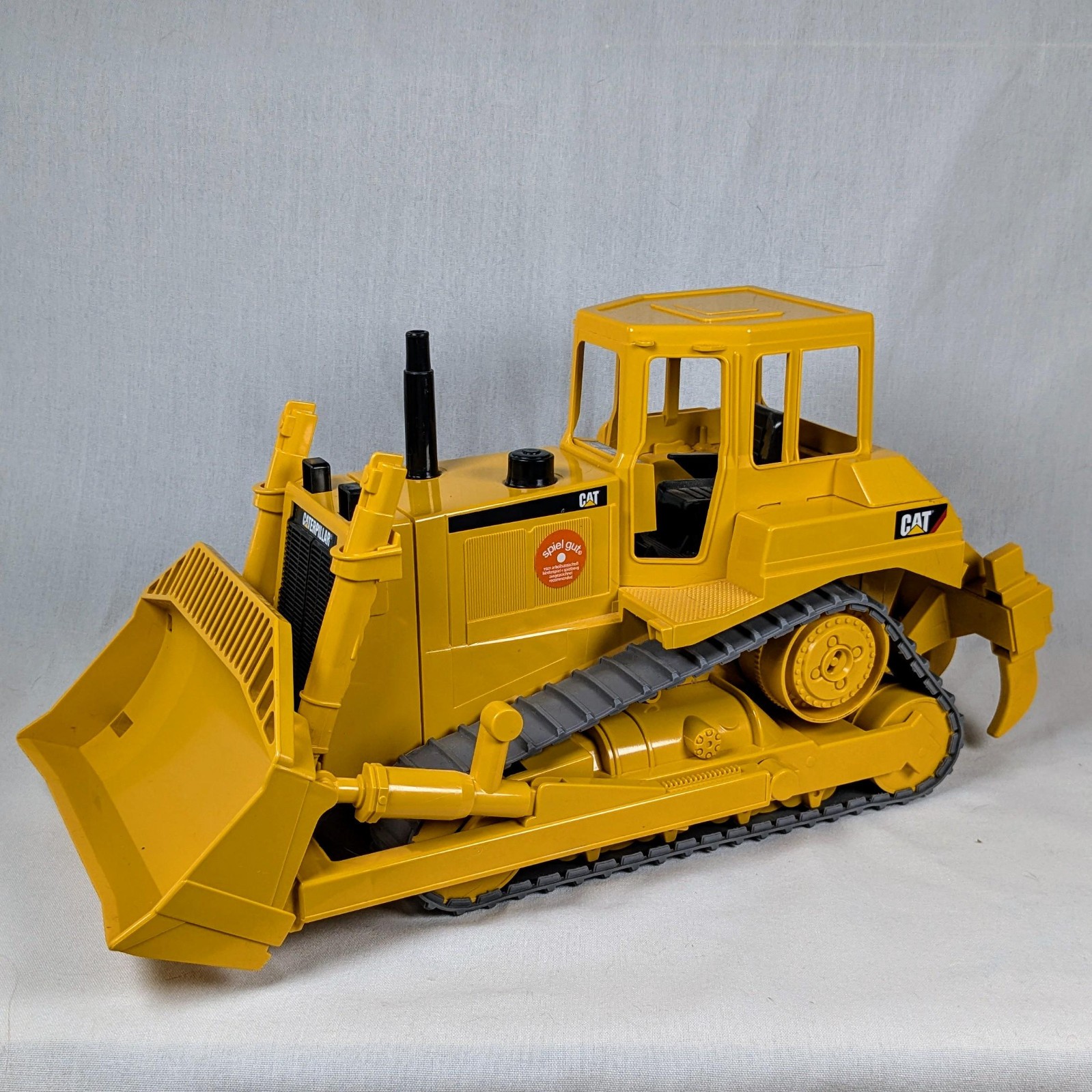 CAT Caterpillar Bulldozer Bruder Made In Germany 1:16 Scale LARGE 1990s Kids Toy