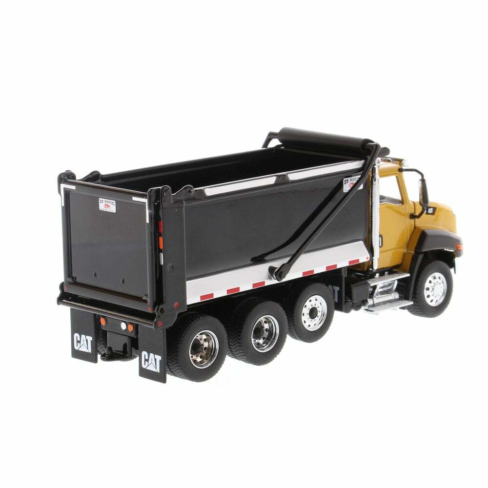 DAMGED BOX CAT CT660 SBFA OX Bodies Dump Truck 1:50 Scale- Diecast Masters 85668