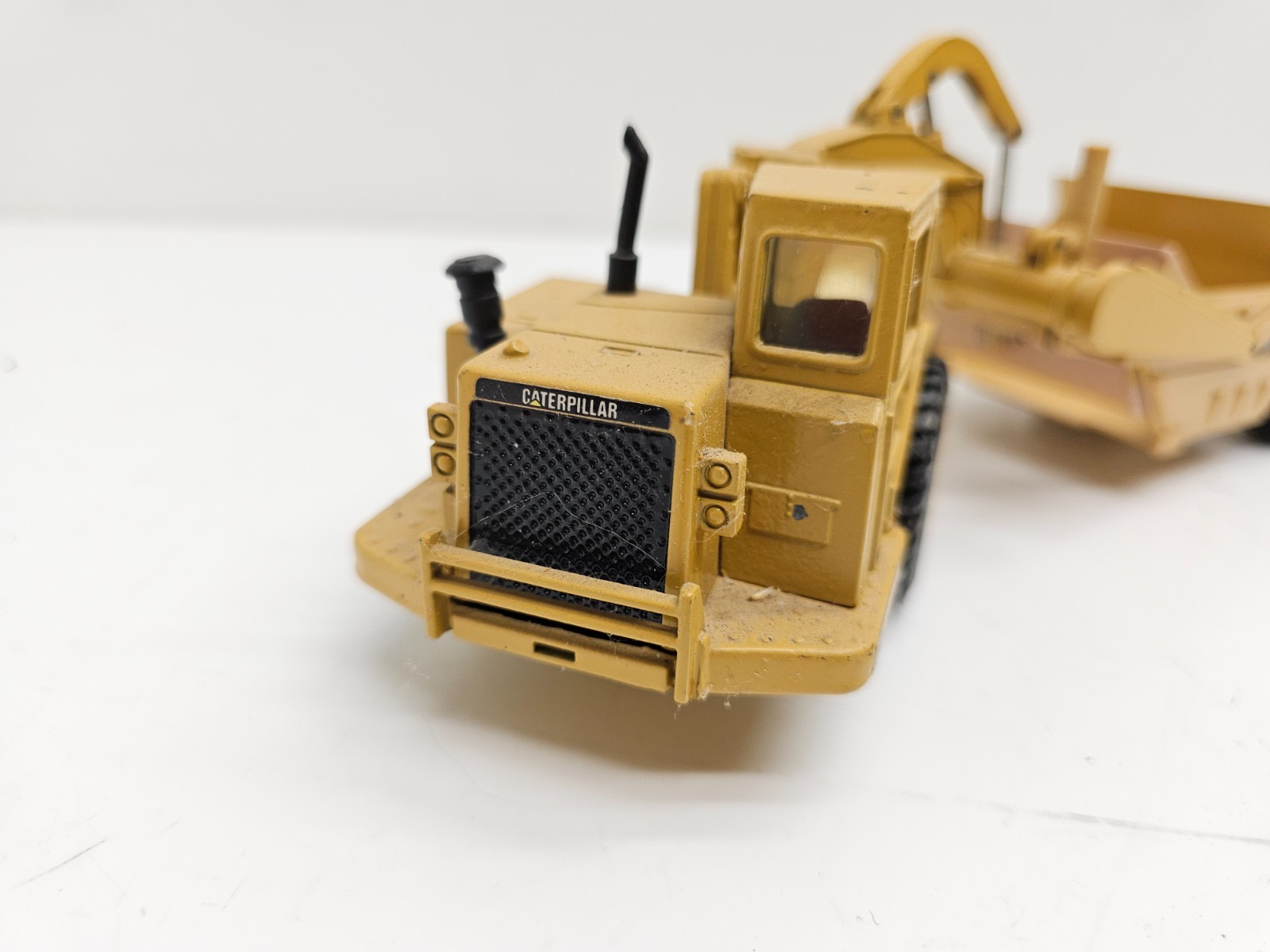 Ertl CAT Caterpillar Toy Scraper 631E Diecast Yellow 11.5 In Vintage 1:50