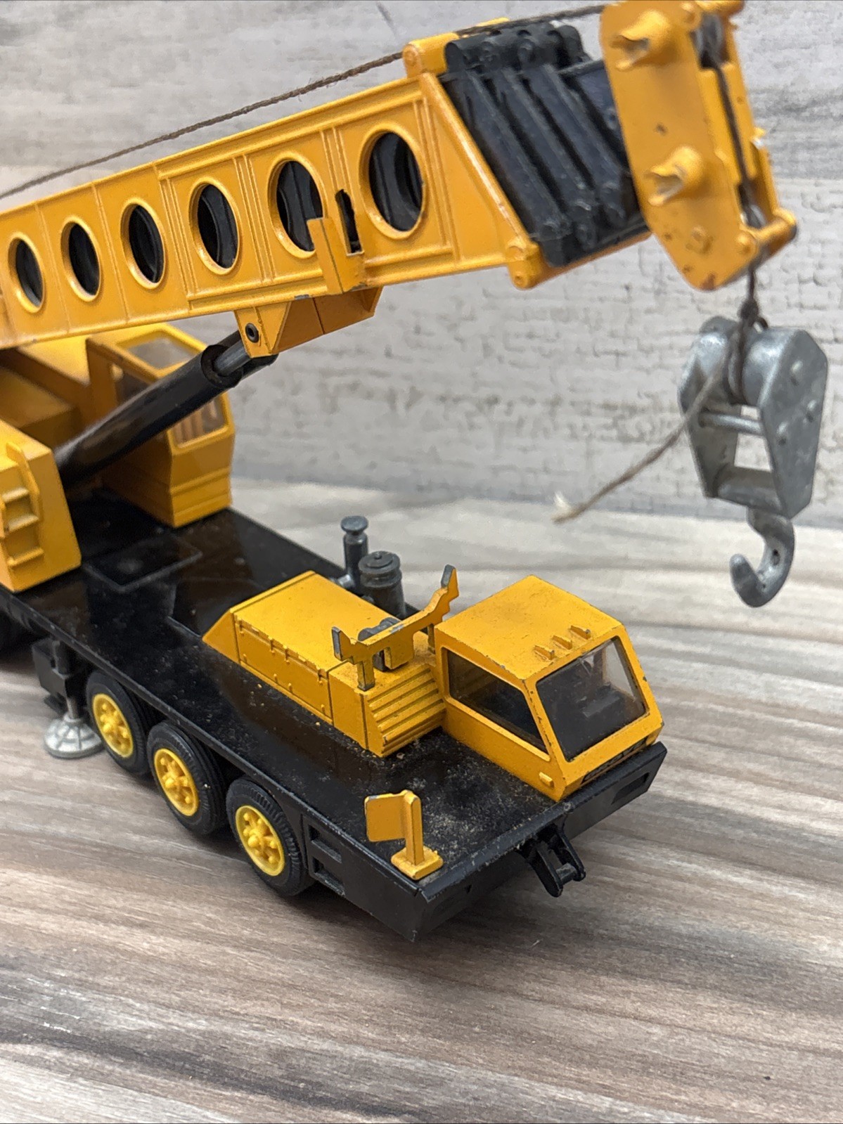 NZG #152 Grove DIE CAST Boom CRANE 1:55 SCALE USED Germany
