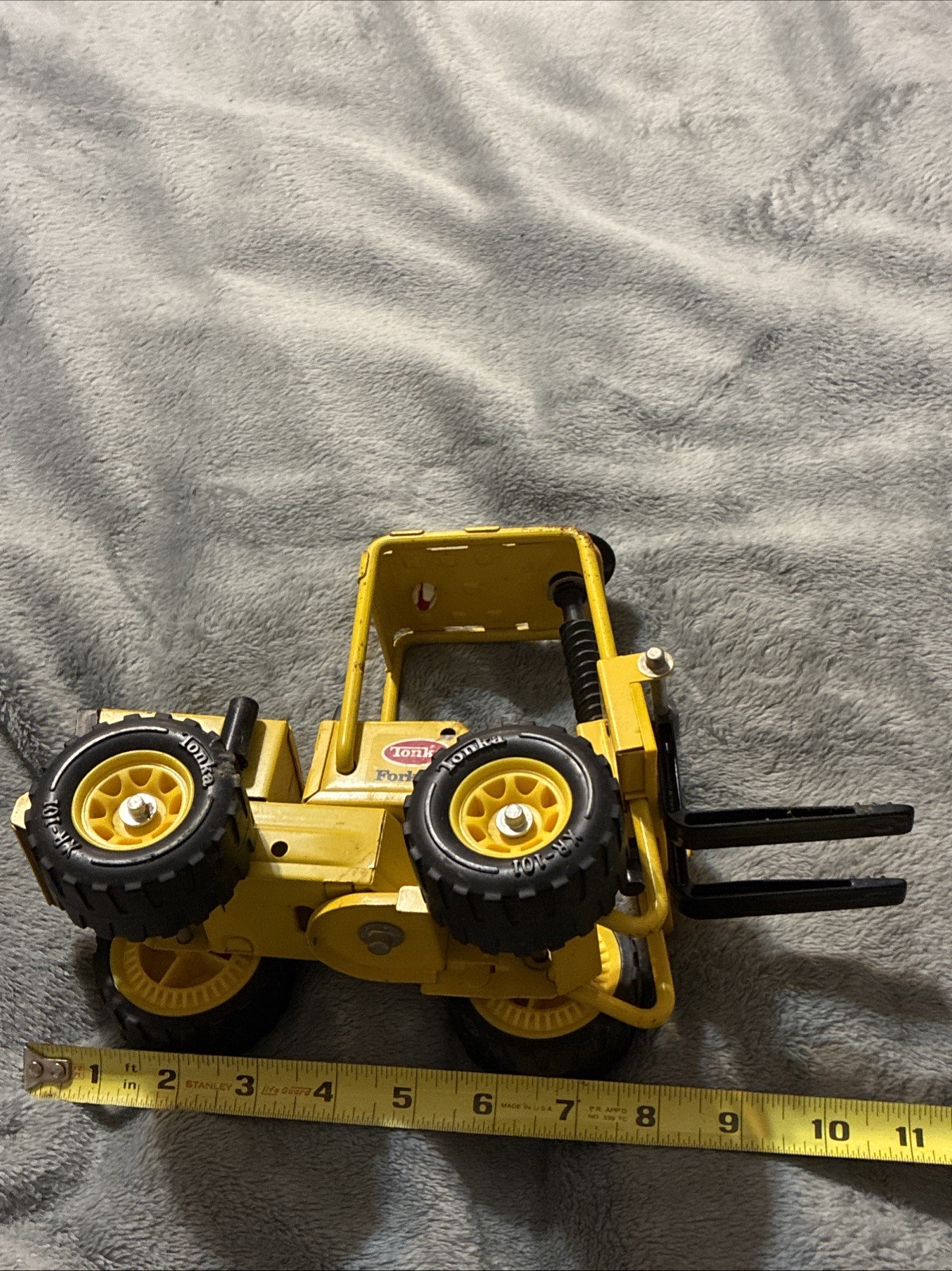 Vintage Tonka Truck 52900 Pressed Steel Metal Toy Forklift XR-101. Good Shape