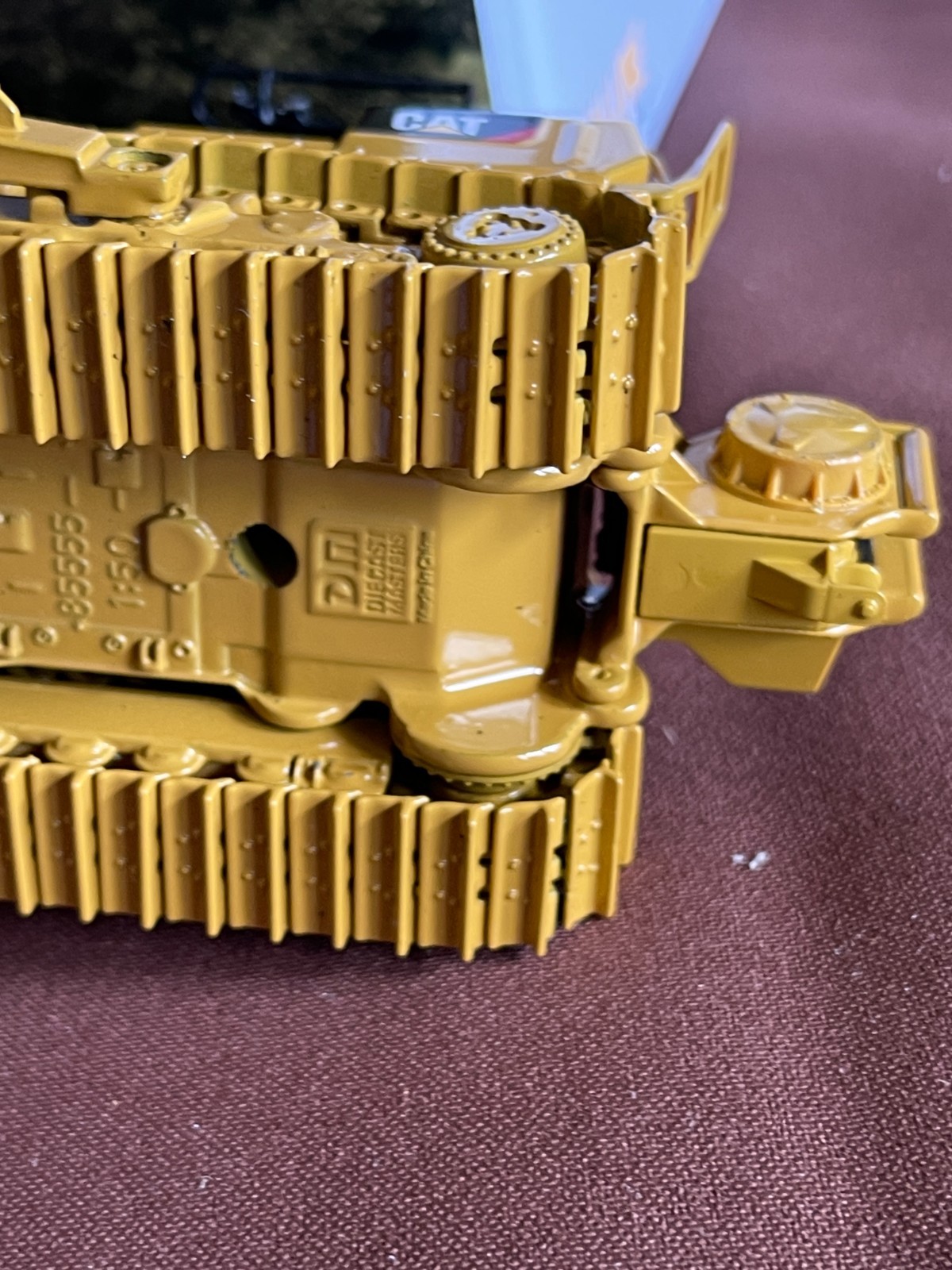 DM Cat D7E Track-Type Tractor Pipeline Configuration Diecast Master 85555 1:50