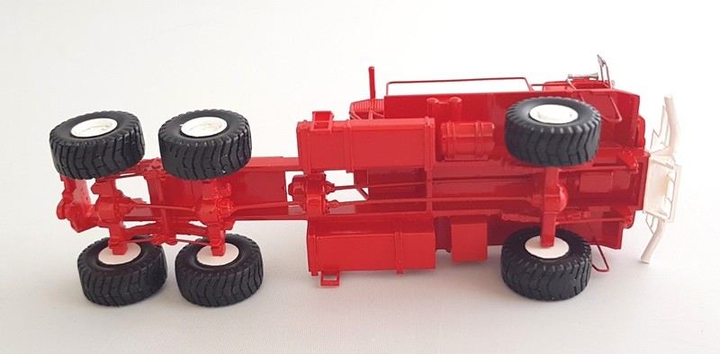 HO 1/87 Kenworth 993 COE Oilfield – RED – Ready Made Resin Model