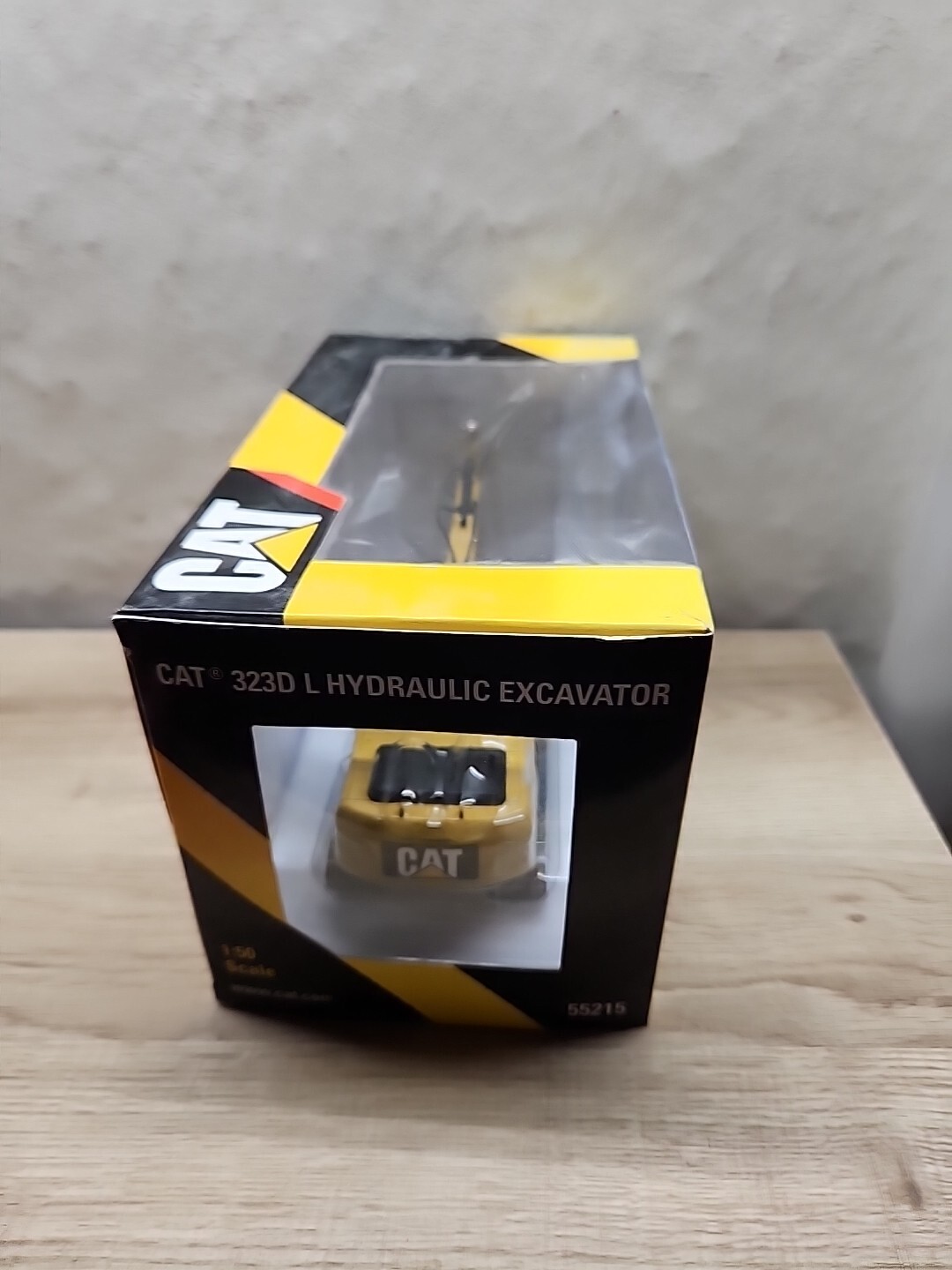 NORSCOT 1/50 SCALE CATERPILLAR CAT 323D L HYDRAULIC EXCAVATOR! UNUSED IN BOX!