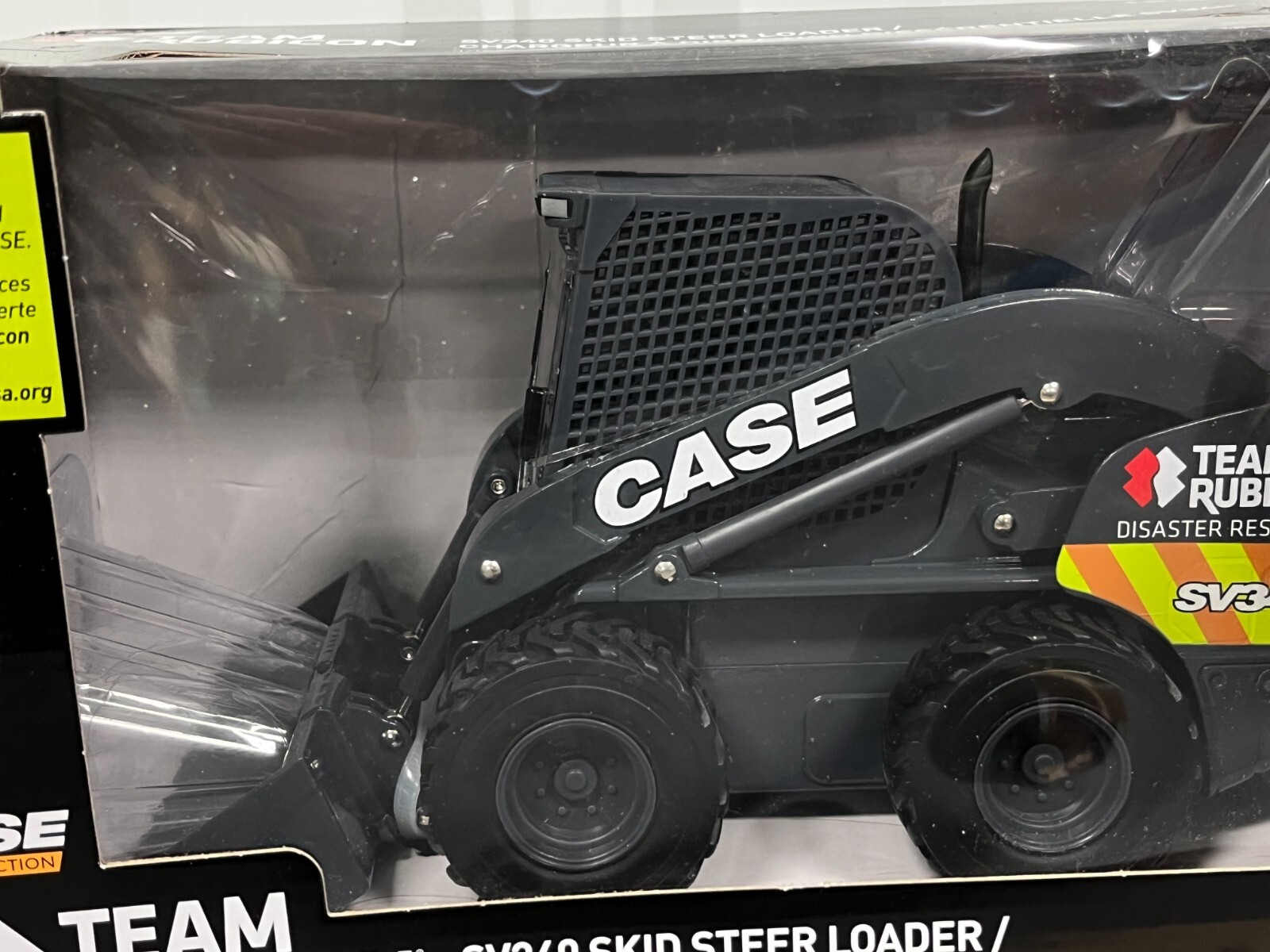 Case SV340 TEAM RUBICON Skid Steer BLACK 1:16 Ertl Diecast NIB