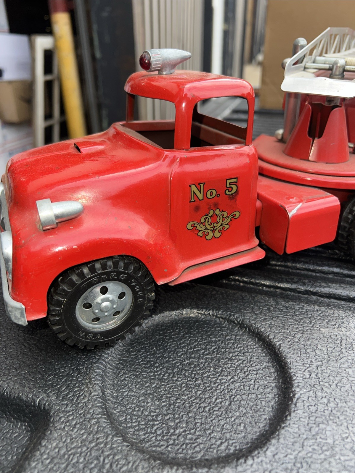 Vintage 1957 Tonka Aerial Ladder Fire Truck 33” #48 in catalog – B