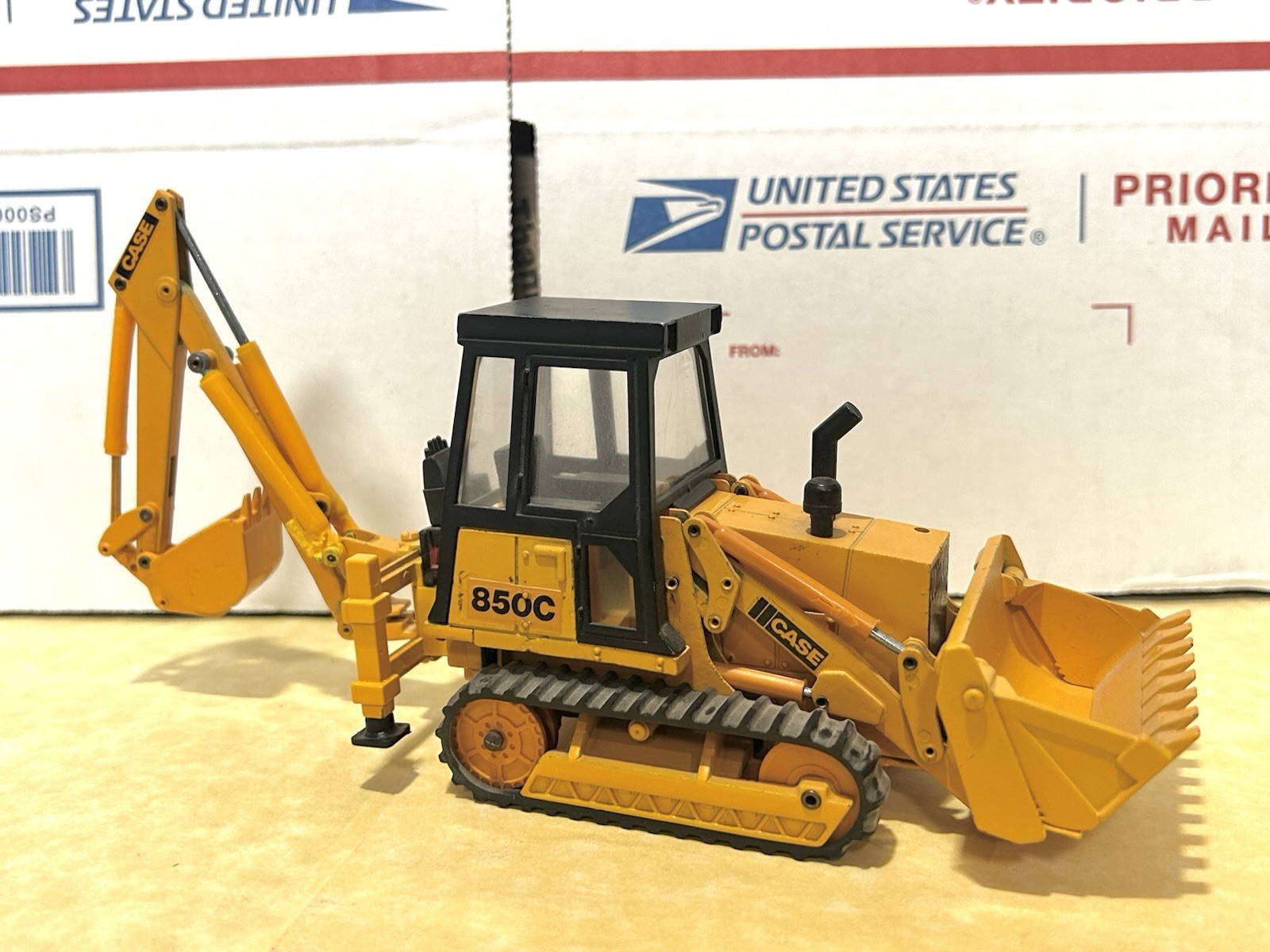 NZG 1/35 Scale Custom Case 850C Crawler Loader w/Case Side-Shift Backhoe!