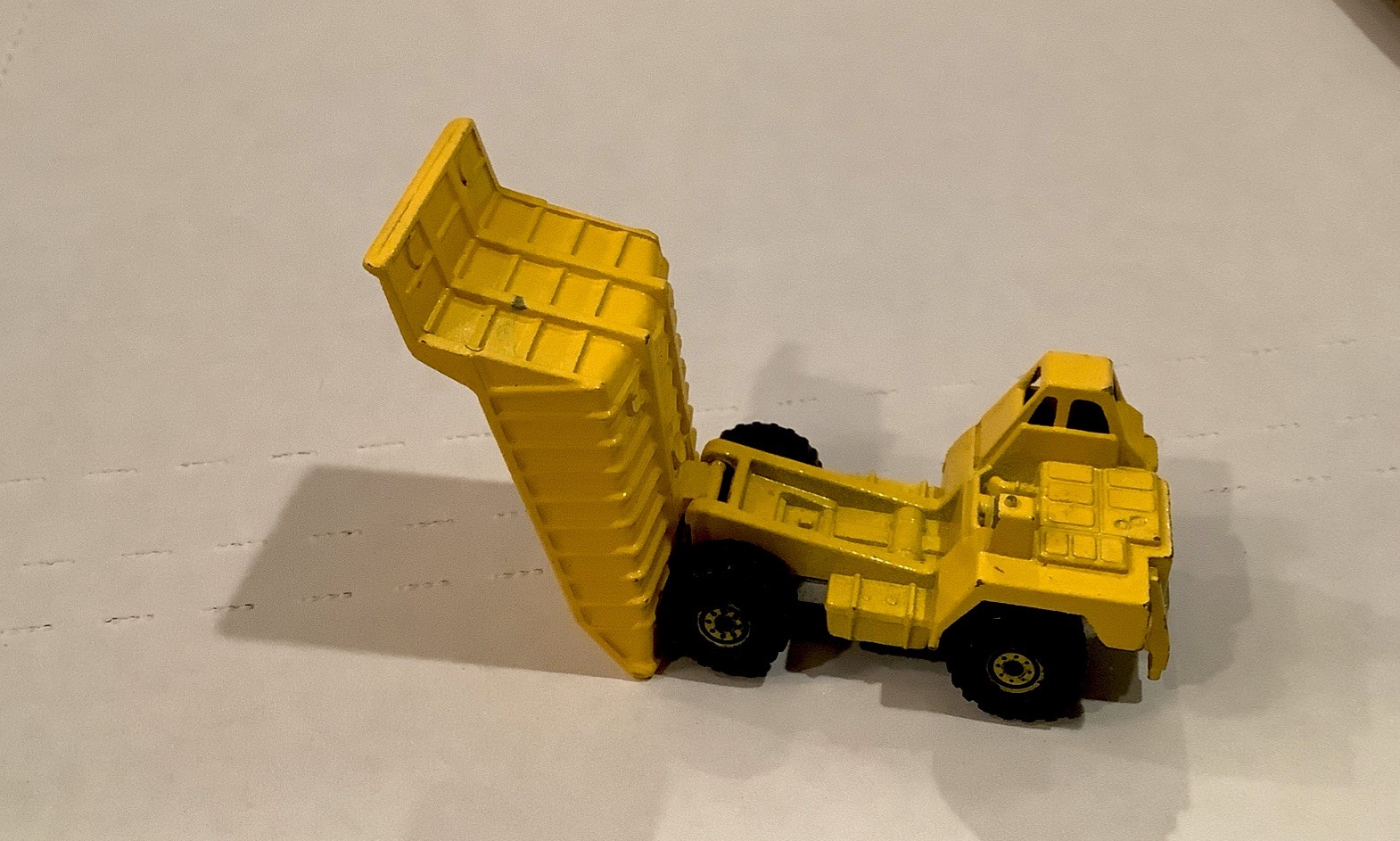 Hot Wheels CAT Dump Truck 1979 Caterpillar ~ VGC
