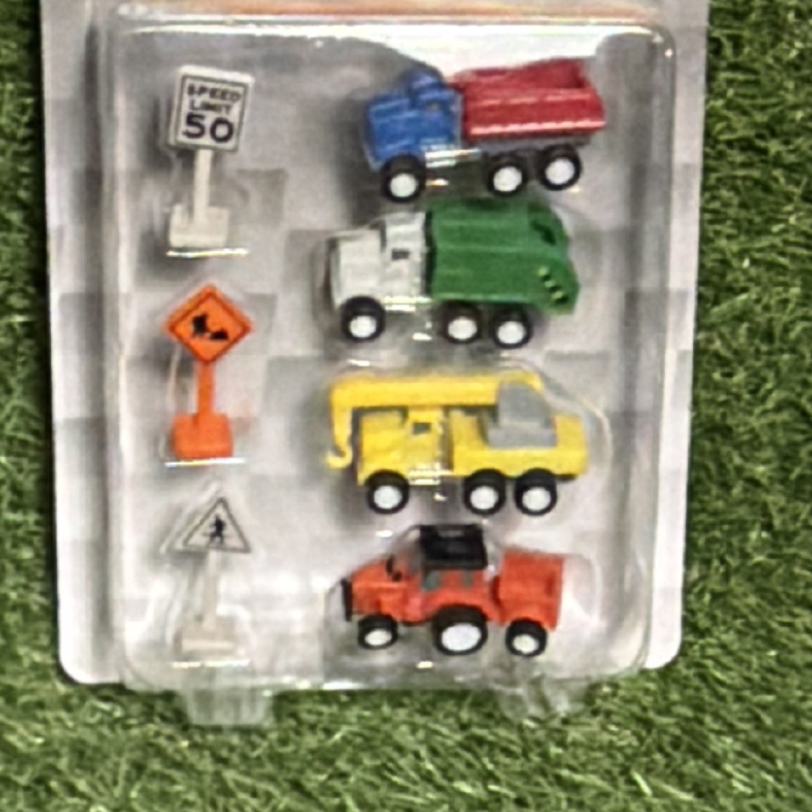 Turbo Wheels Mini Construction Vehicle Set w/ Road Signs, Multicolor, Age 3+