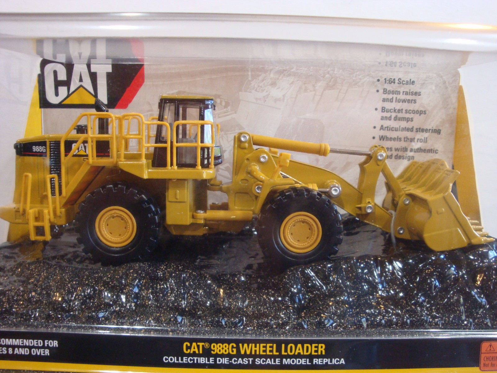 Norscot CAT 988G Wheel Loader 1:64 Darkish Yellow Good+ Display Package