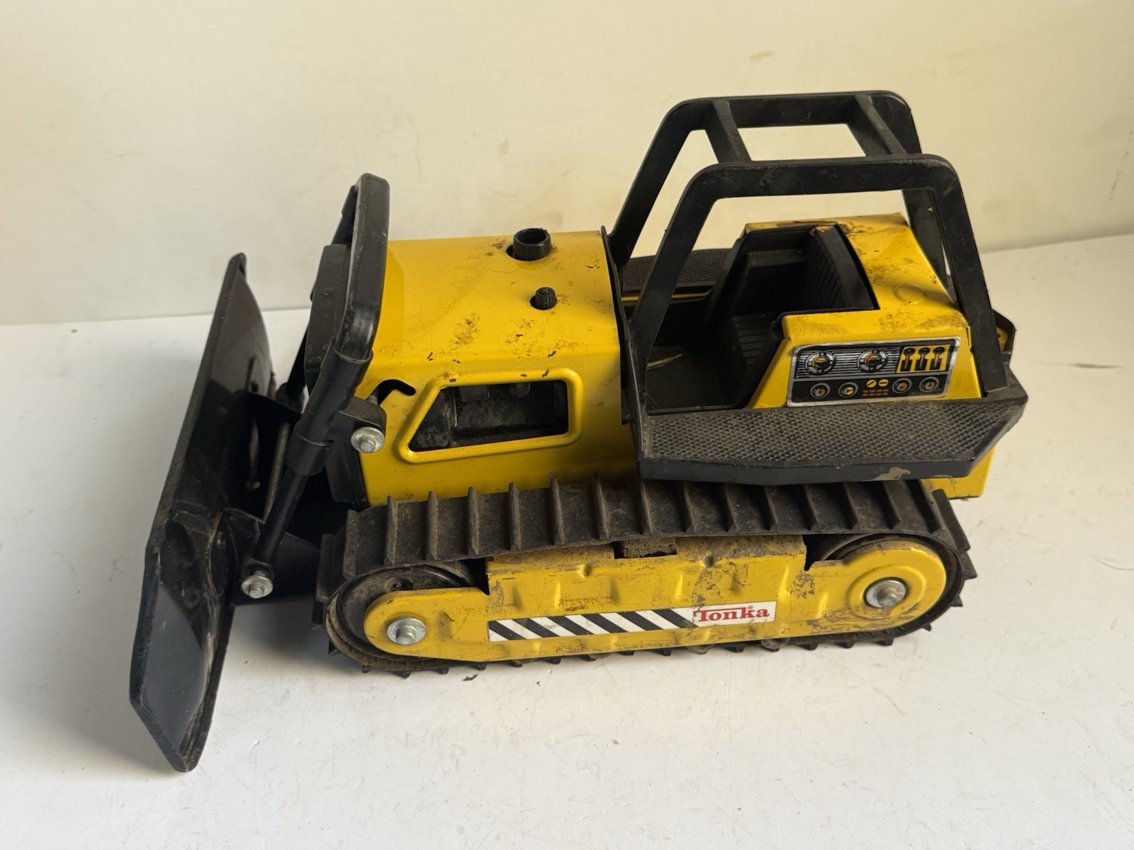 TONKA Crawler Bulldozer Pressed Steel (16)