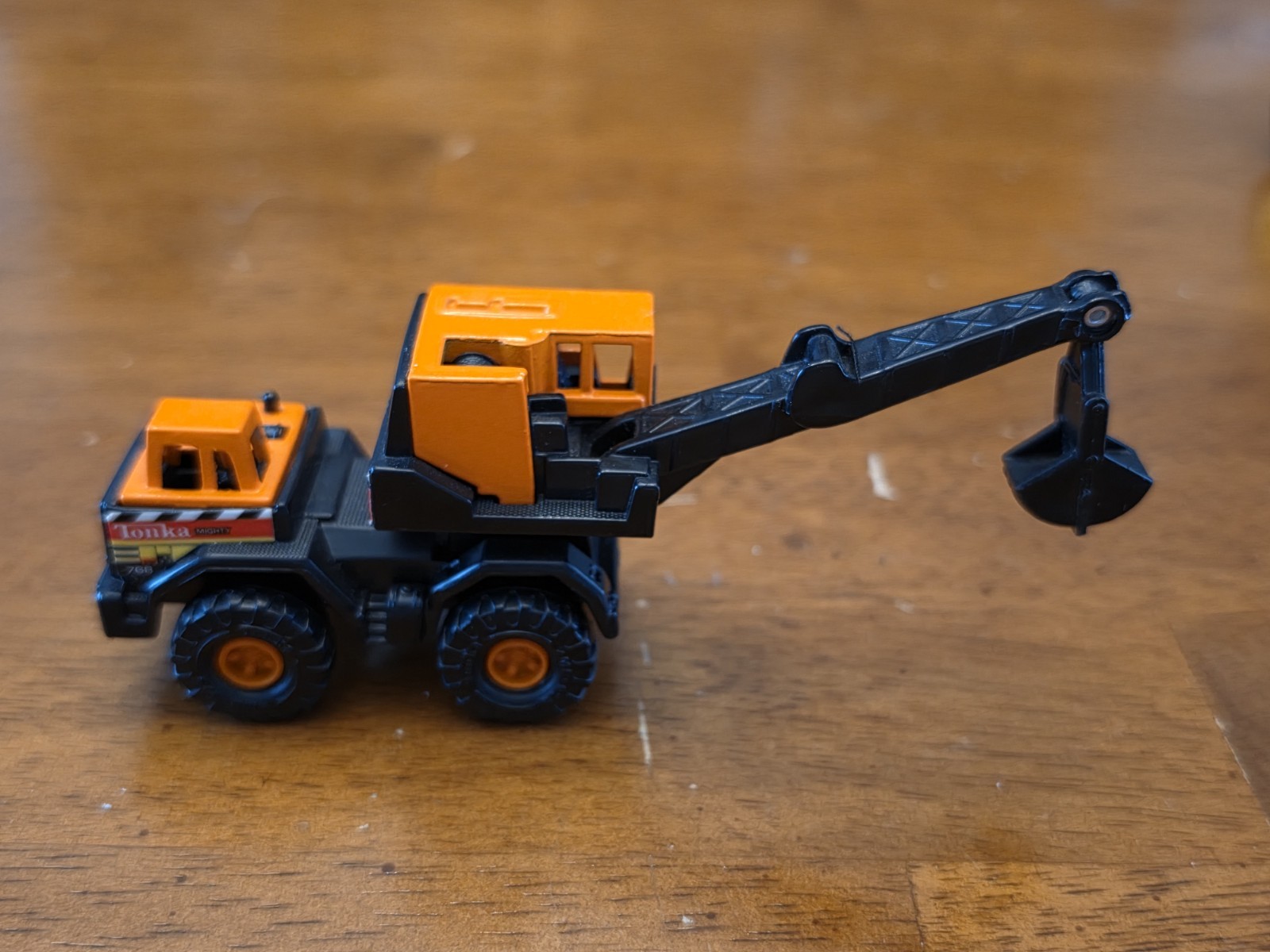 Tonka Mighty 768 Crane 700 Series Trucks Diecast