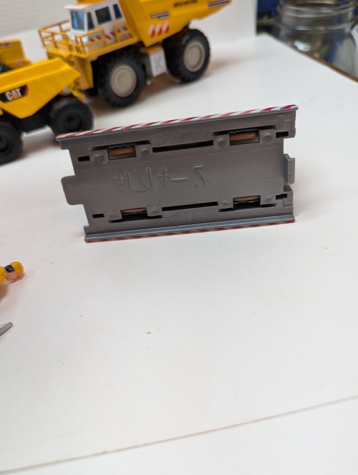 LOT OF 18 Construction Toys Trucks Men at Work Sign Rocks Steel Rolls Toy Set