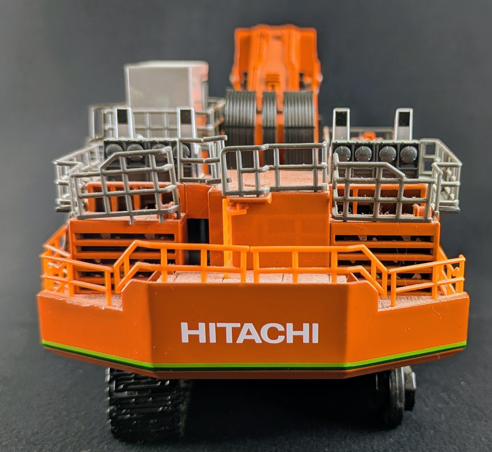 Hitachi Hydraulic Excavator EX8000-6 1:87 Scale CIB SEE DESC