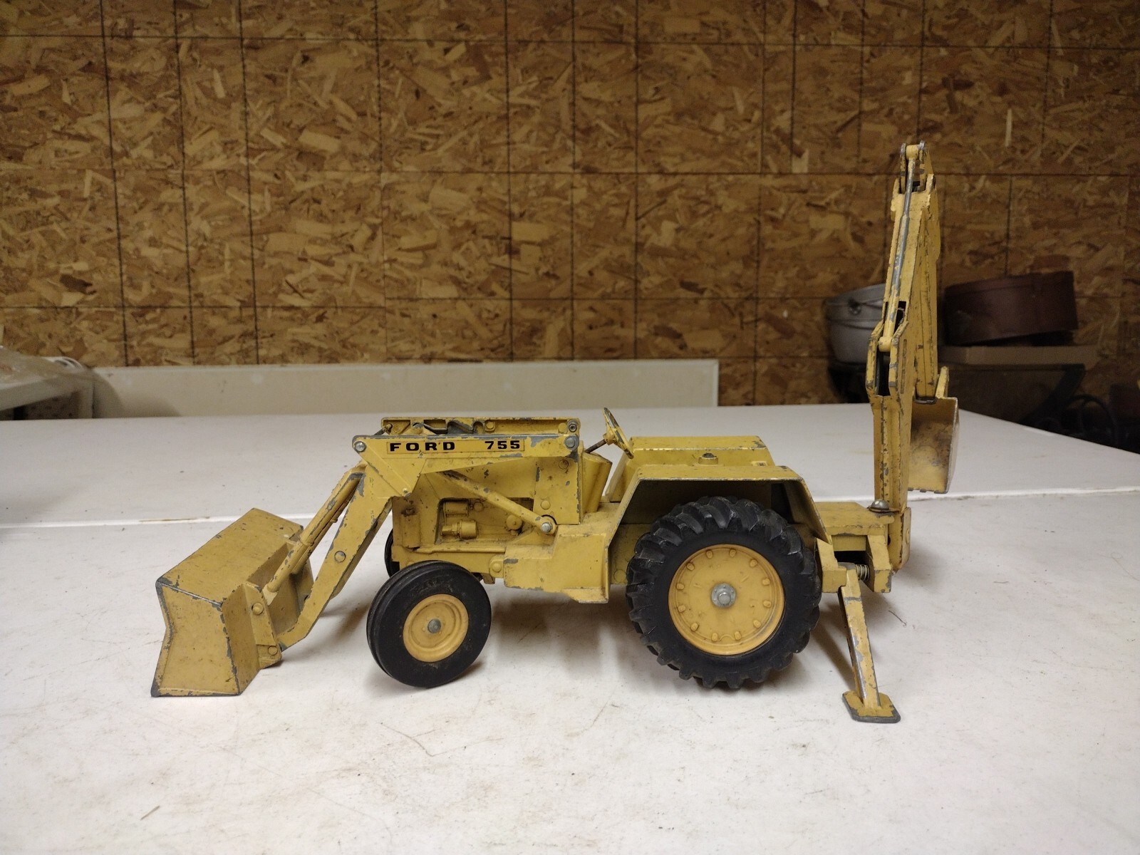 Vintage ERTL Ford 755 Backhoe Front Loader 1/12 Scale For Restore
