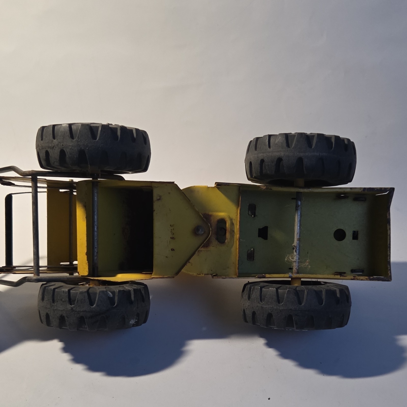Vtg Tonka Turbo Diesel Front Loader Bulldozer Yellow Pressed Steel XMB-975 1970s
