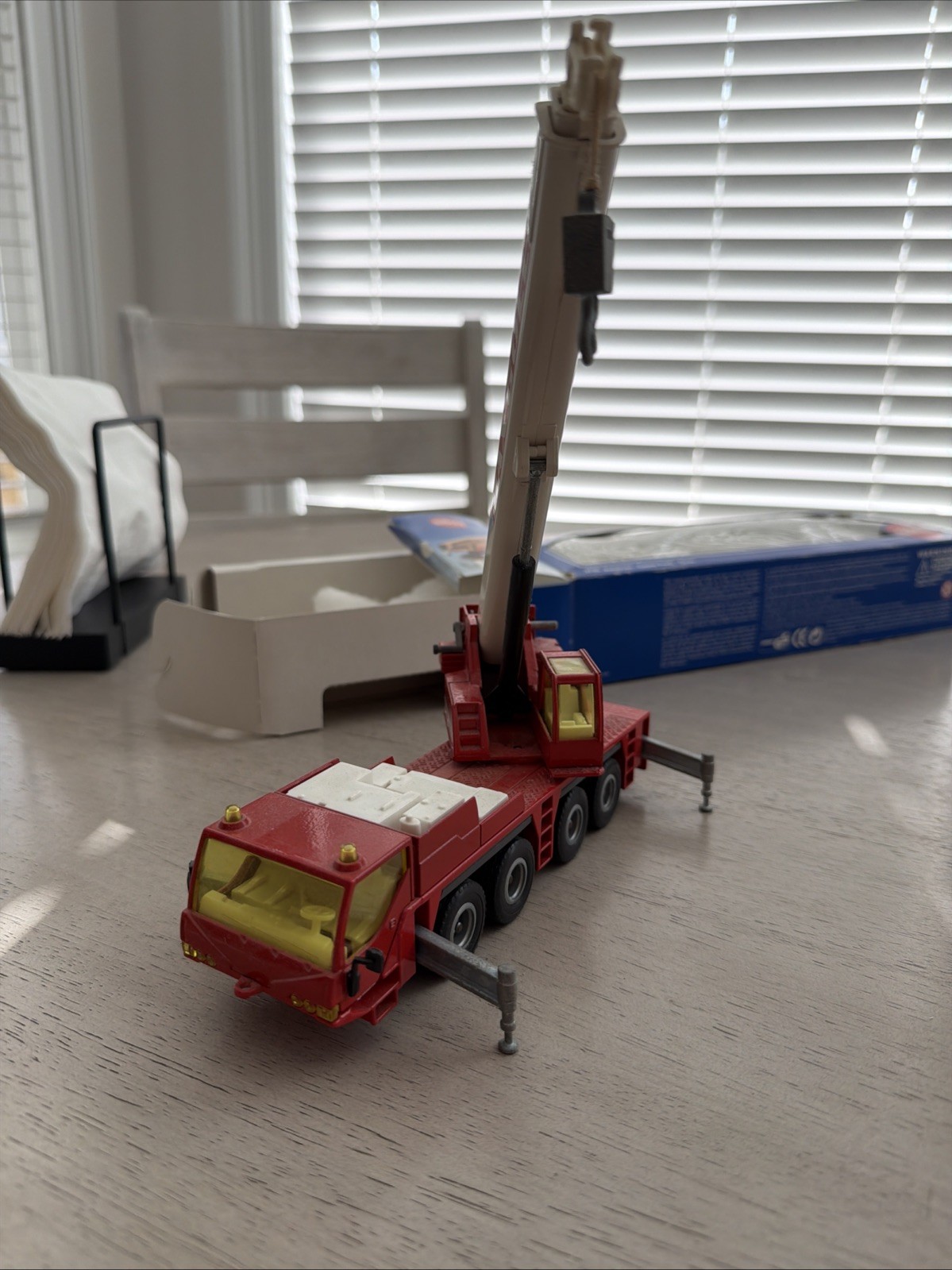1:50 SIKU 3730-1 Hydraulic Mobile Crane Truck – Max Goll W. Germany