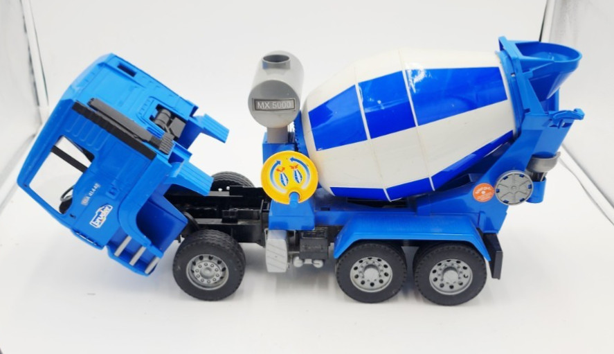 Vintage 2001 Bruder MAN 2002 TGA Cement Mixer MX500 Germany