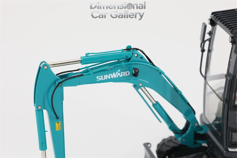 1:20 SUNWARD SWE25UF Mini-Sized Hydraulic Excavator Machine Diecast Model