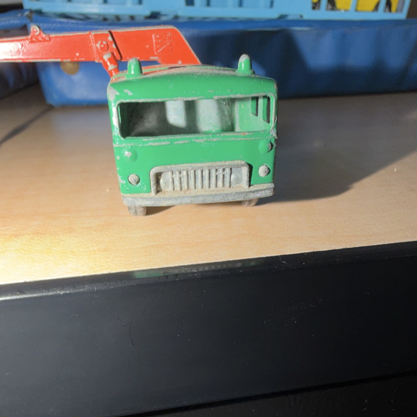 Matchbox Lesney Series 9 Wheel Crane Diecast Green Red Yellow Toy Vehicle