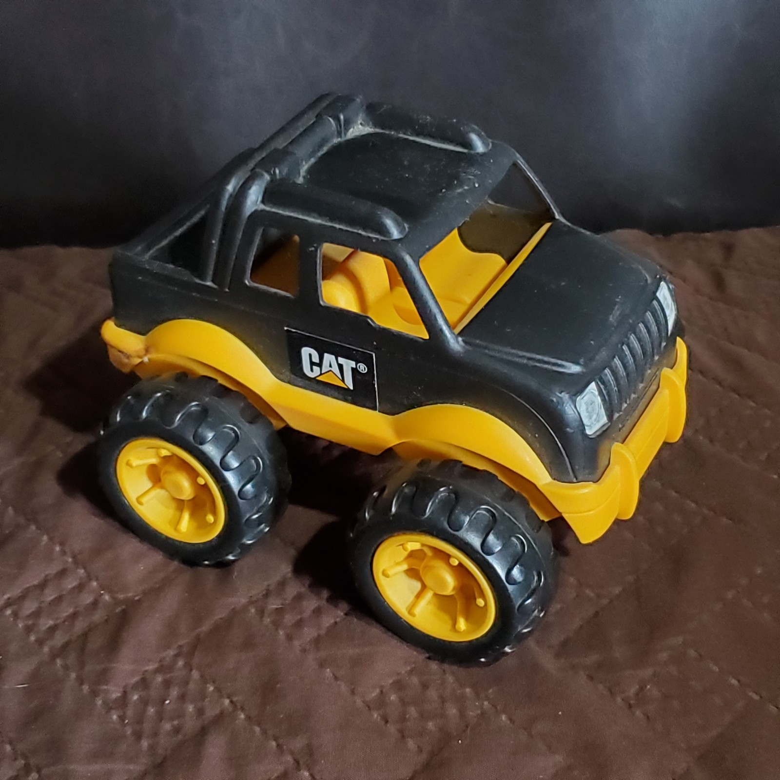 Lot 3 CAT Caterpillar 6″ Construction Vehicles Yellow Plastic Toy Dump Truck