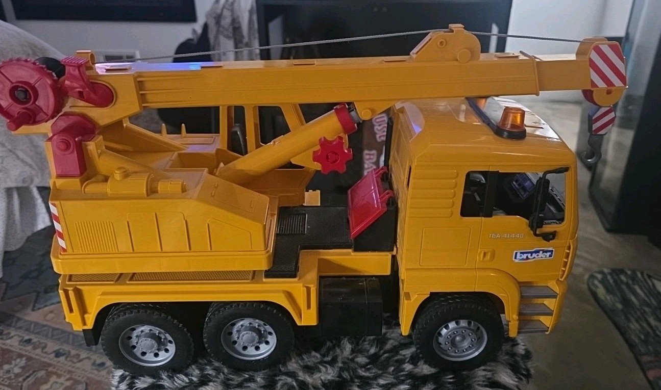 Bruder MAN Tele-Crane TC-4500 TGA 41.440 Construction Toy Truck Germany