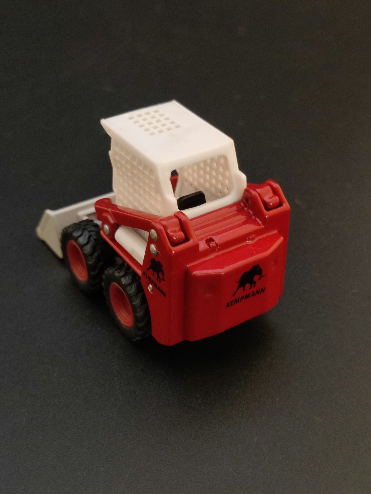 BOBCAT A300SIKU 1071 1:55 Scale Discontinued Die Cast Red / White Kempmann