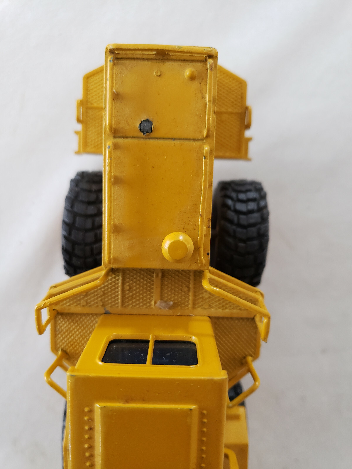 NZG No. 167 Radlader Cat 988 B Wheel Loader 1/50 Scale Die Cast Model NIB