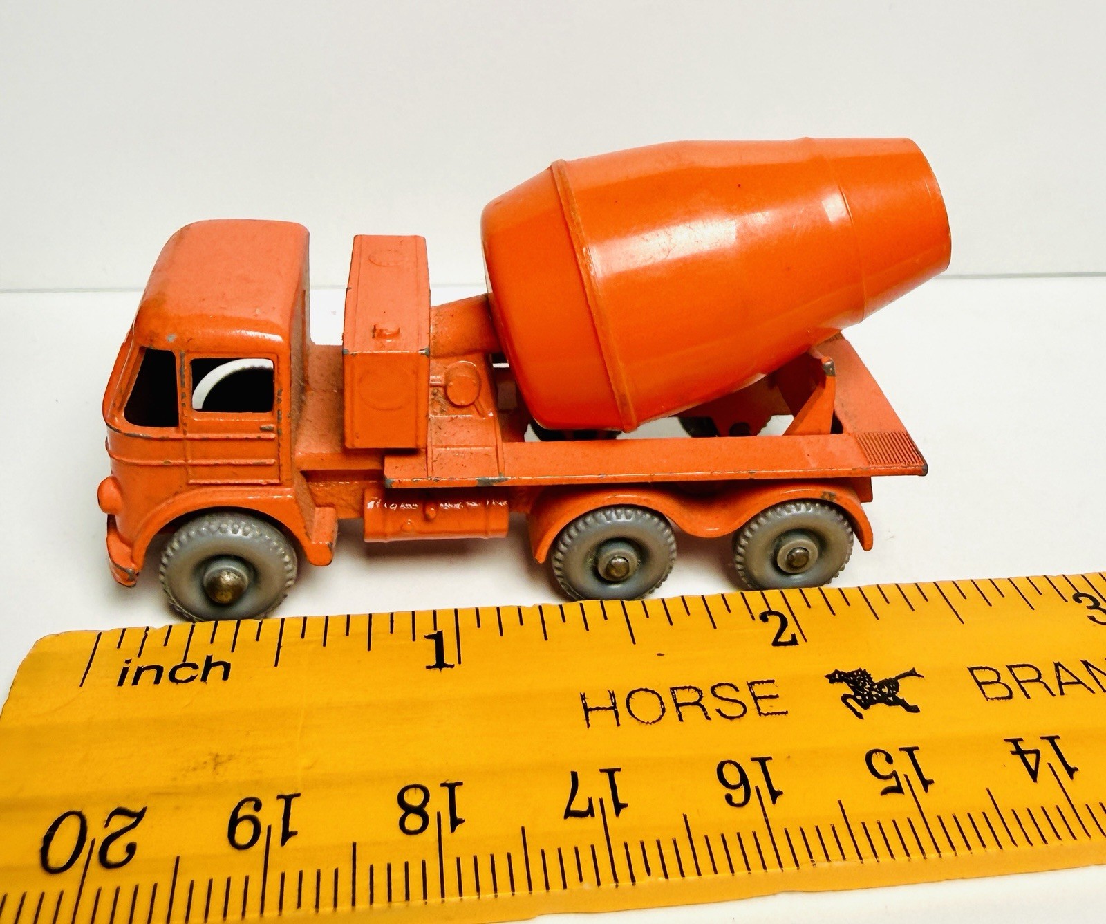 Vintage 1950s Lesney Matchbox No.26 Foden Cement Mixer Early Gray Wheels!