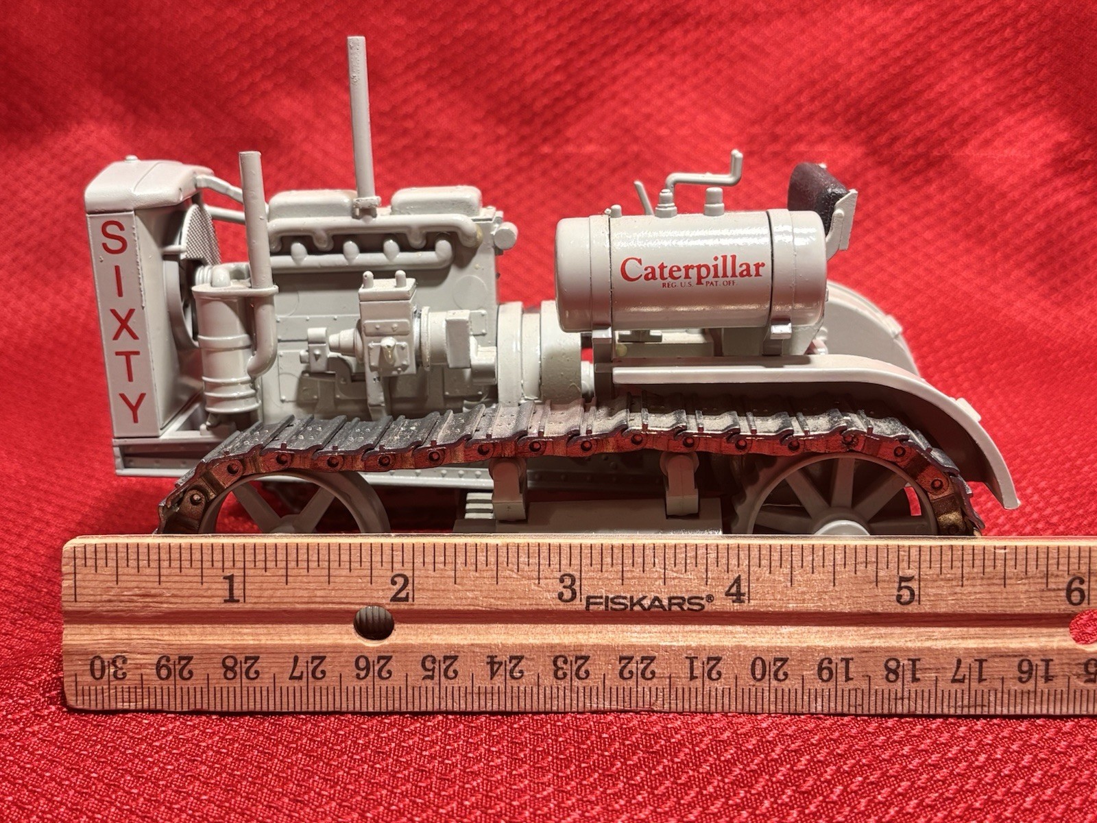 Caterpillar Cat 1931 Model Sixty Diesel Crawler – Conrad 1:25 Scale Model #2873