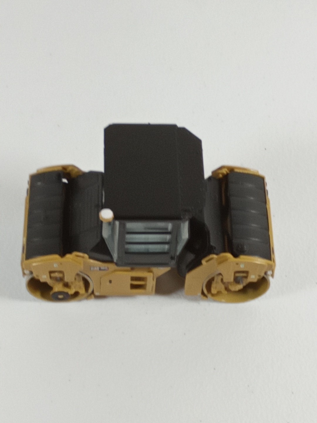 1:50 DM CB-13 Tandem Vibratory Roller Construction Machine DM 85595 MB