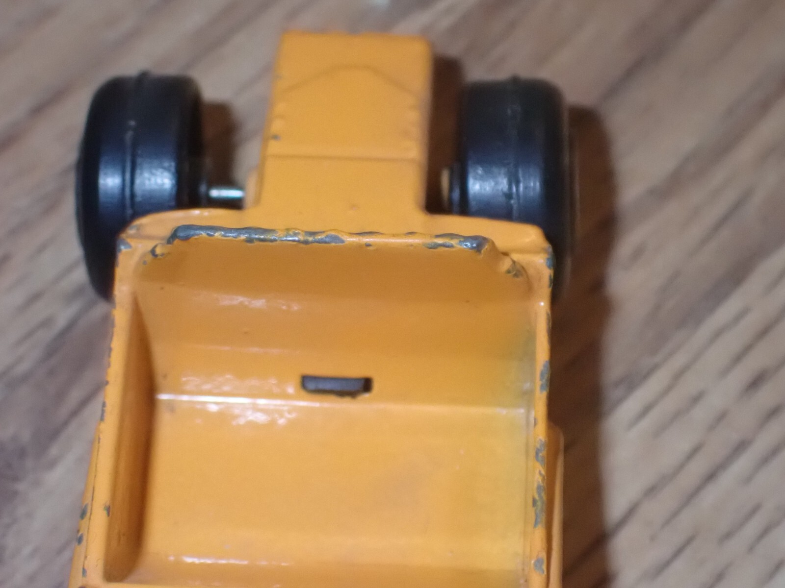Lot of 2 Zee Toys Construction Vehicles P377 Scraper P380 Dump Truck