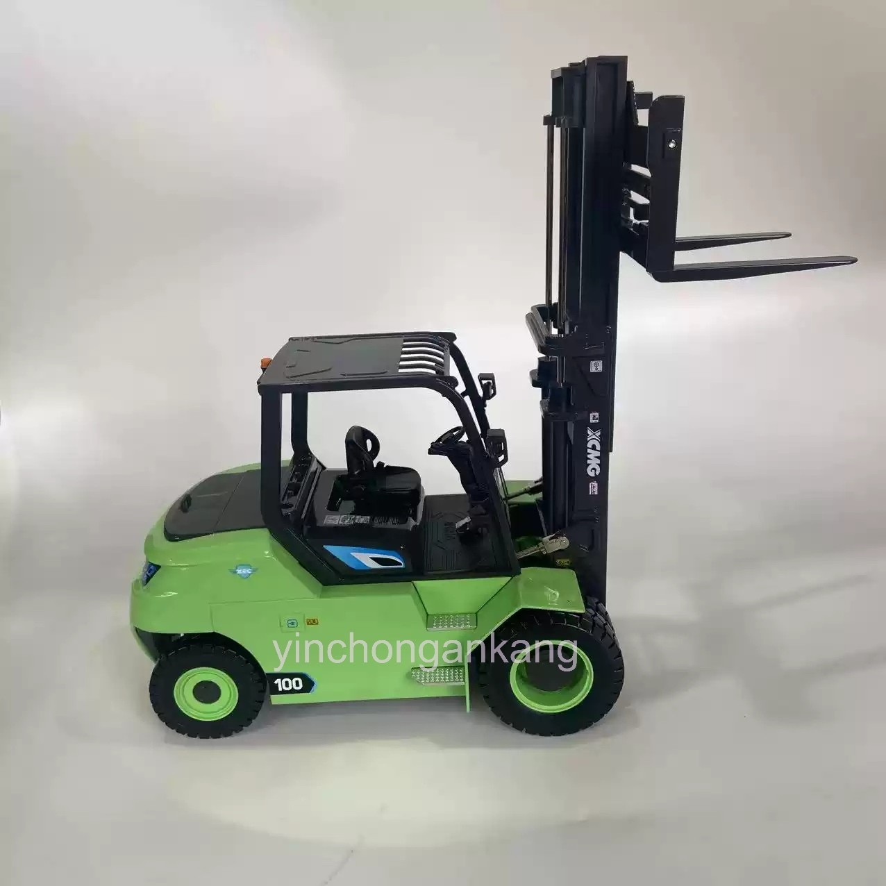 1/20 XVB100-QL9-G Peacock Series Counterbalance Forklift Truck Diecast Model