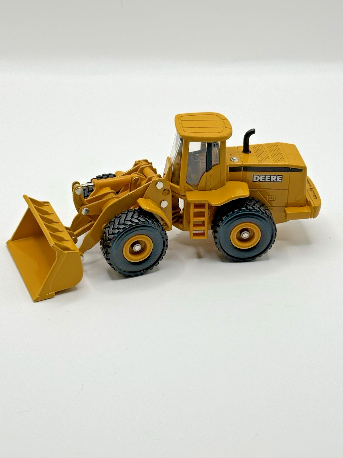 Vintage Ertl Diecast John Deere 744H Wheel Loader 1/50 scale MINT MINT MINT