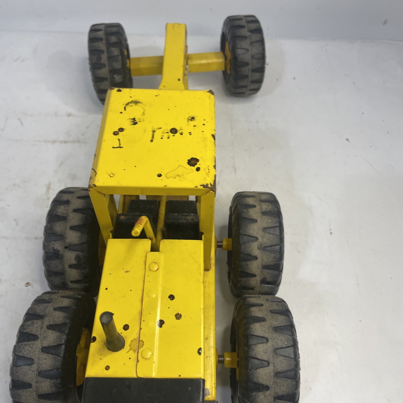 Vintage Pressed Metal Yellow Tonka Road Grader MR-970 18″ 70’s DETACHED BLADE