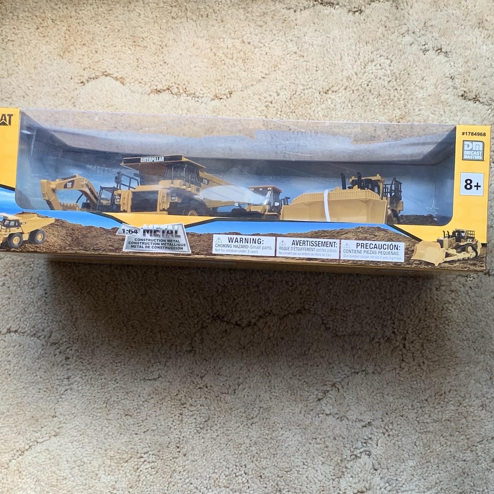 NEW Diecast Masters CAT Construction Vehicles Set of 4 Scale 1:64