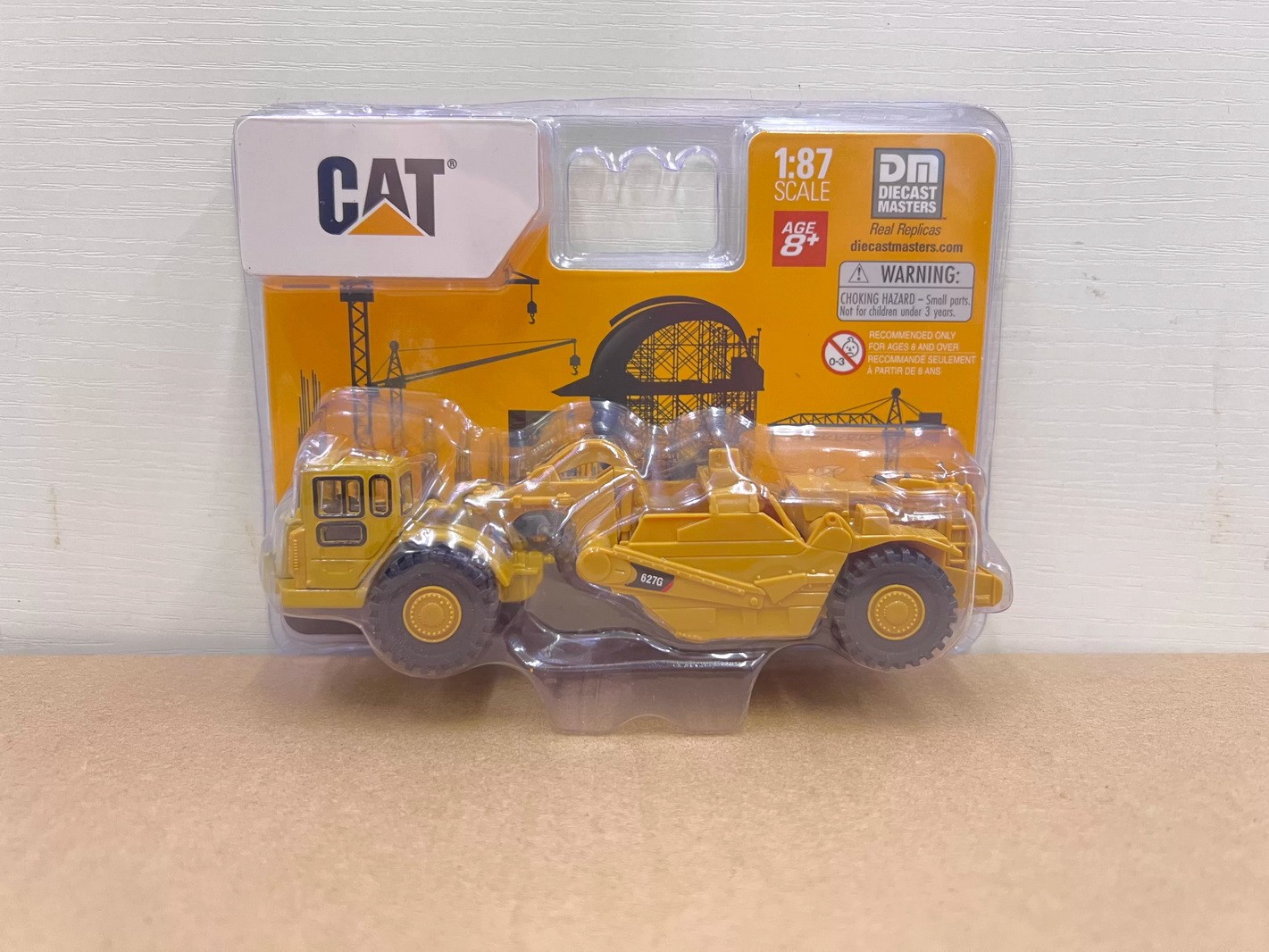 DM HO 1/87 Scale Cat 627G Wheel Tractor Scraper Diecast Model Toy 84405