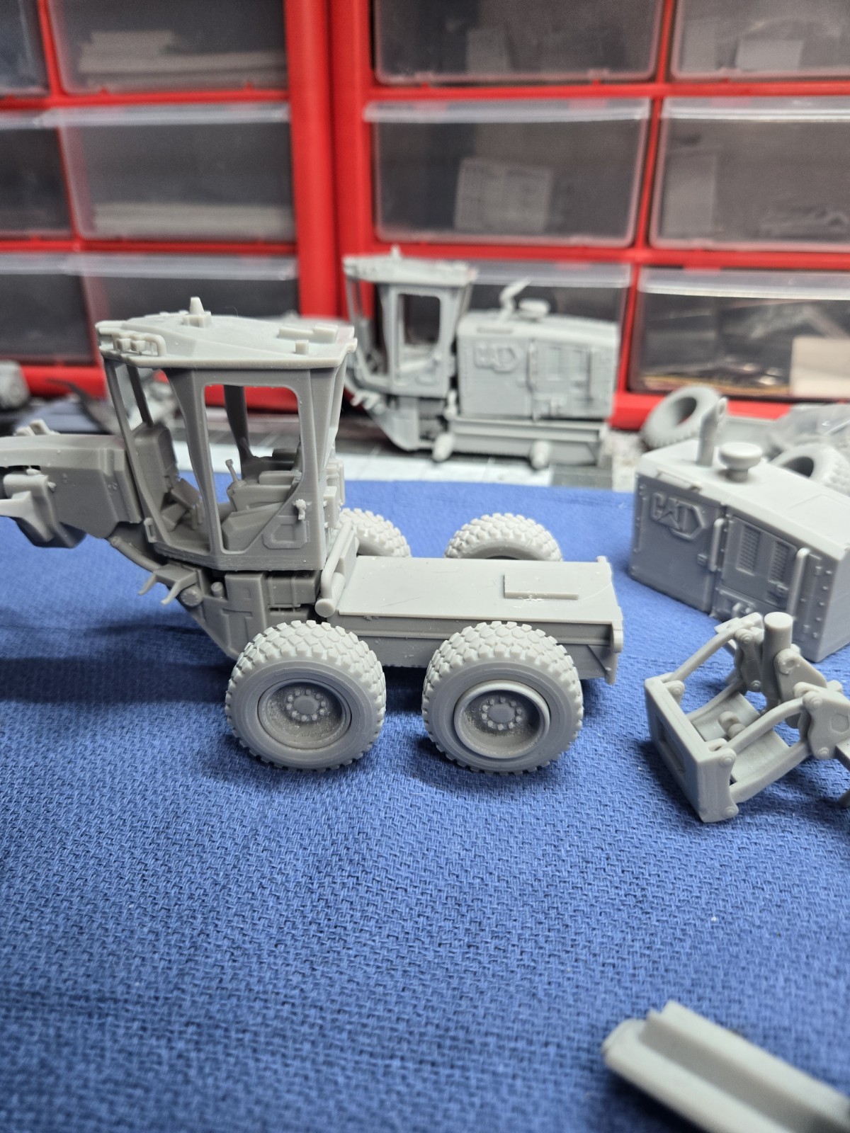 150 Grader 1-25 Scale