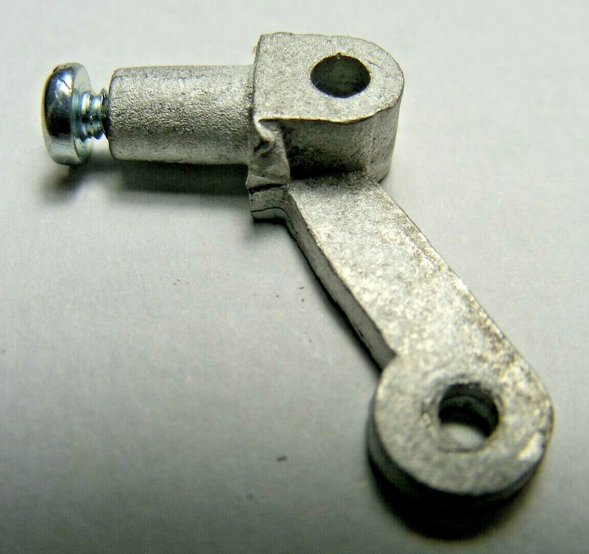 Right Front Spindle w/screw for REUHL Caterpillar DW10/15 Scraper