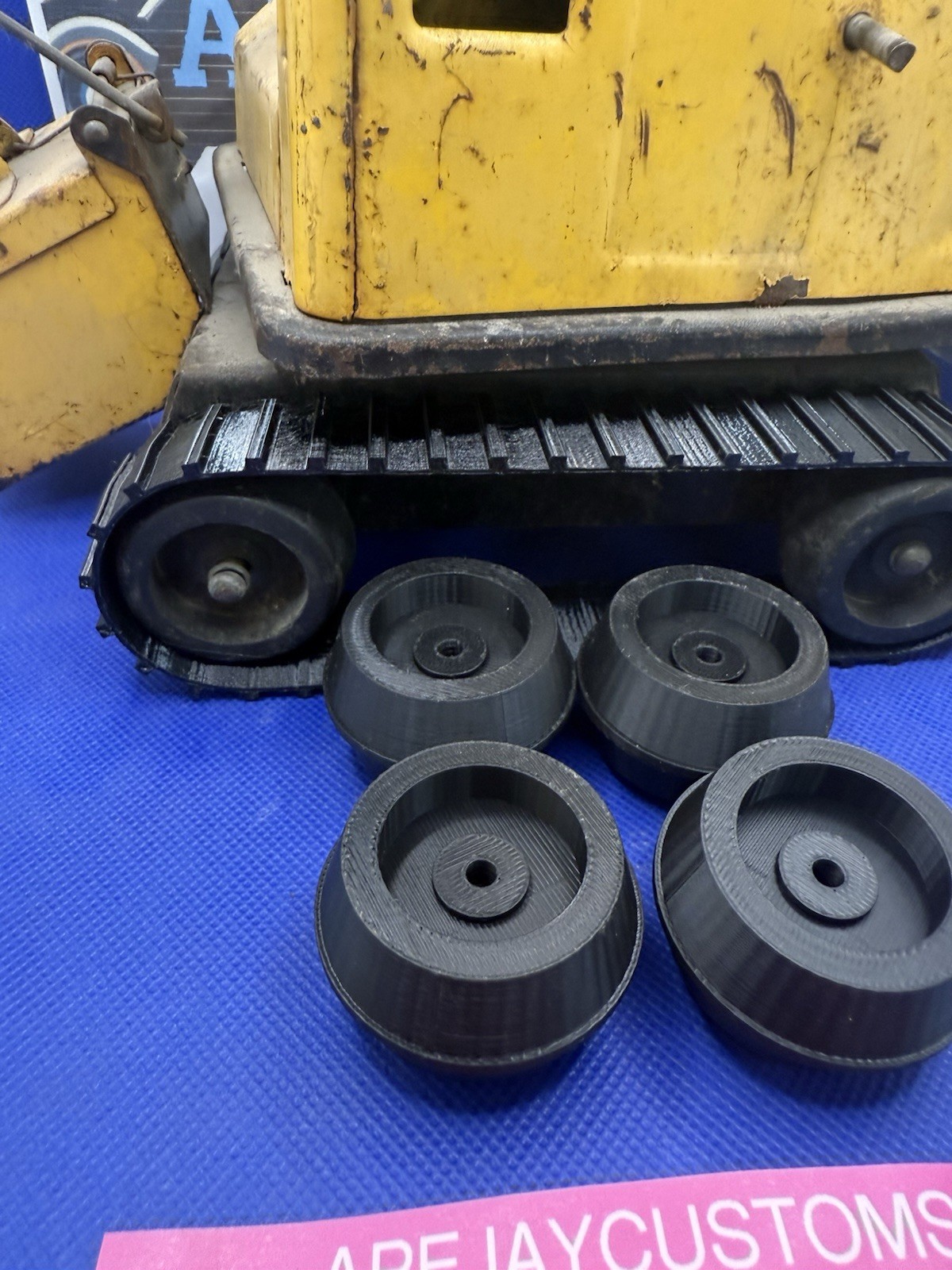 4 new wheels for Marx Pressed Steel Steam Shovel Lumar