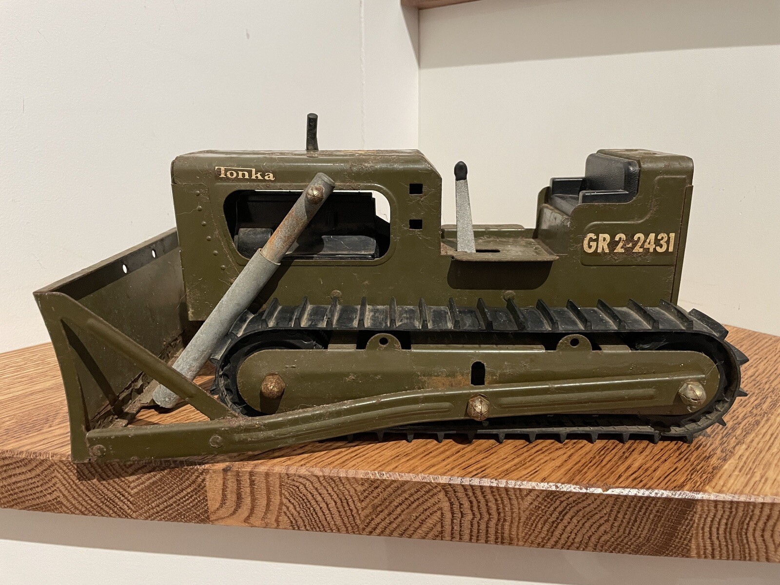 Vintage Tonka GR 2-2431 Army Green Bulldozer & Toys Caterpillar Grader Truck